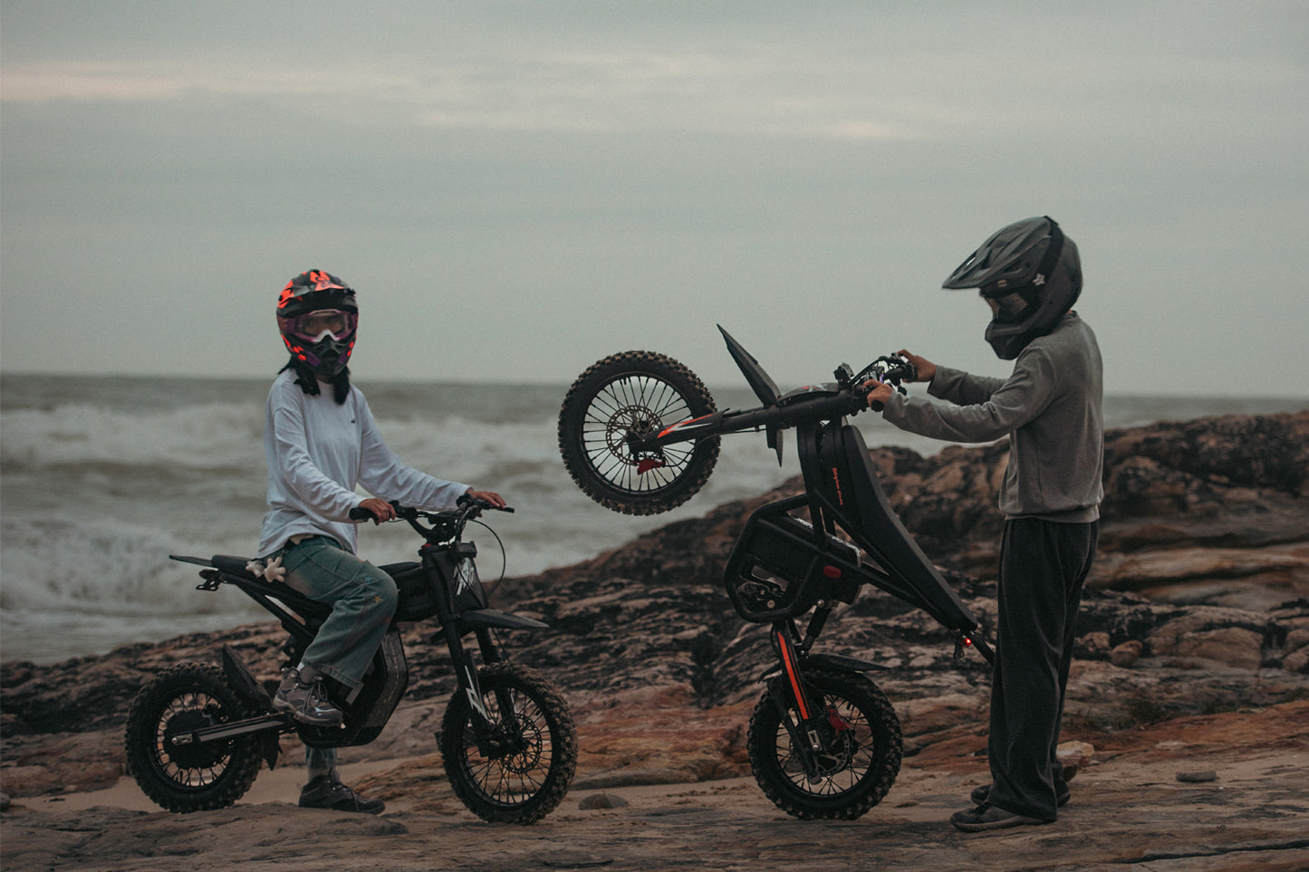 GT54 Pro Electric Mini Motorbike for Teenagers & Adults